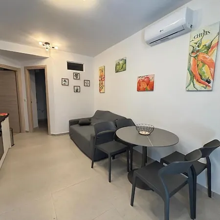Casa Verde, Family For 4 , Wifi ,near Beaches 아파트 세인트폴스베이